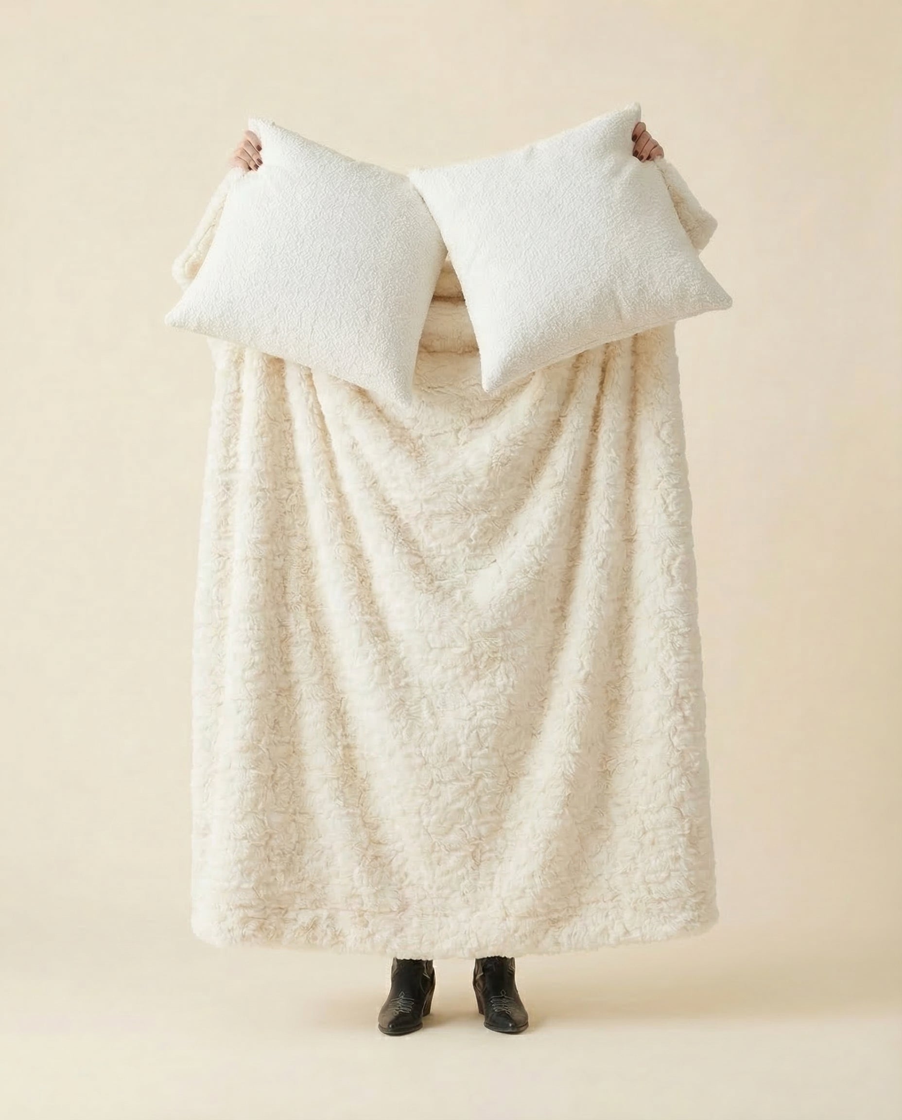 Plaid Douillet Nuage + 2 Coussins Assortis